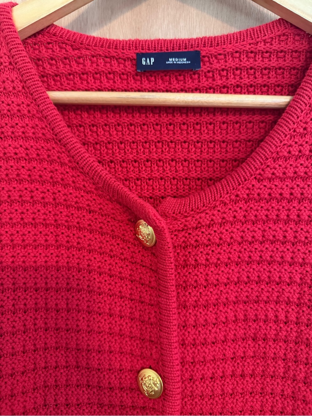 Gap Red Texture Knit Sweater Lady Jacket Cardigan, Gold Buttons - Picture 3 of 5